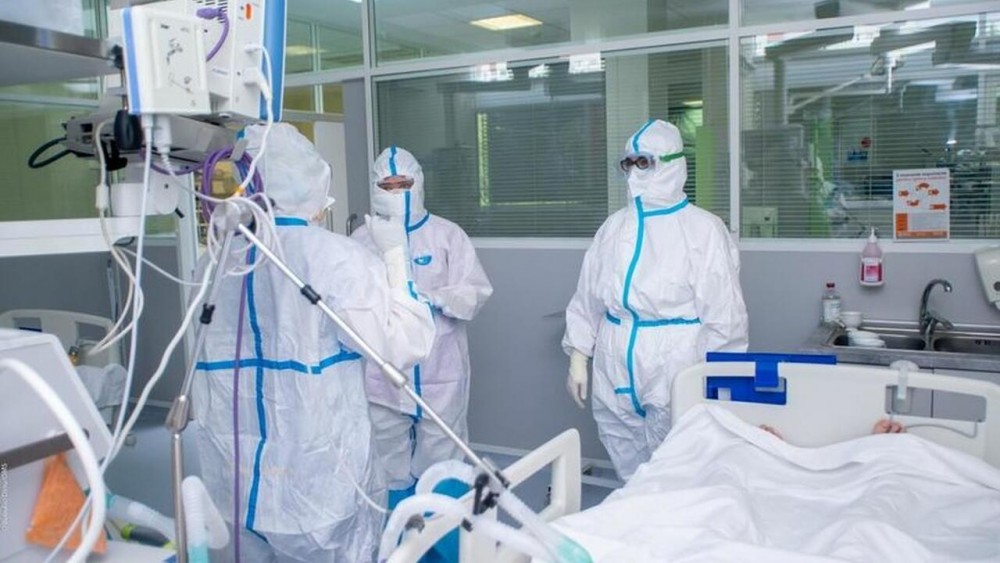 Încă un anti-record: 3.907 infectări și 18 decese înregistrate în doar 24 de ore în R. Moldova