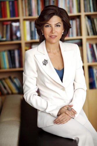 O jurnalistă arestată pentru că l-a „insultat” pe Erdogan: „Boul nu devine rege intrând în palat”