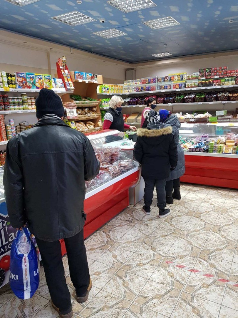 FOTO // Magazinele sociale, lansate la inițiativa lui Ilan Șor, îi ajută pe oameni