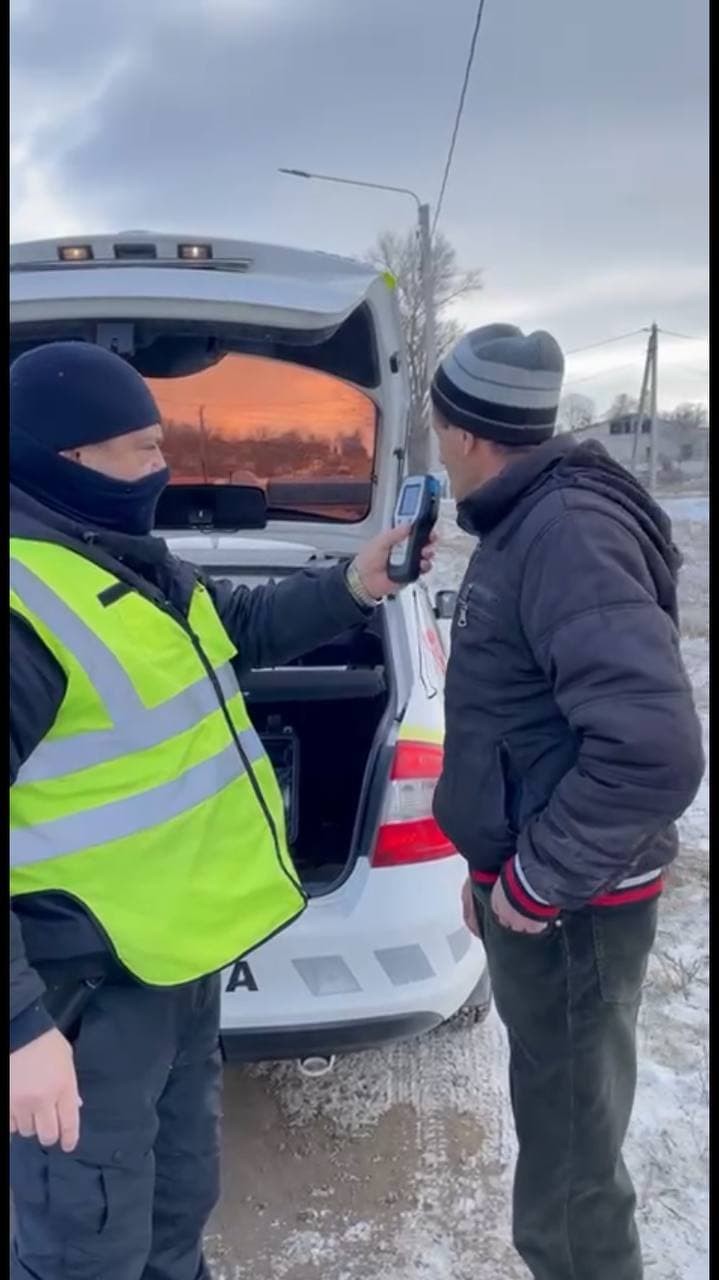 FOTO // În stare avansată de ebrietate și încălcând limita de viteză. Cum a fost stopat un șofer, la Călărași