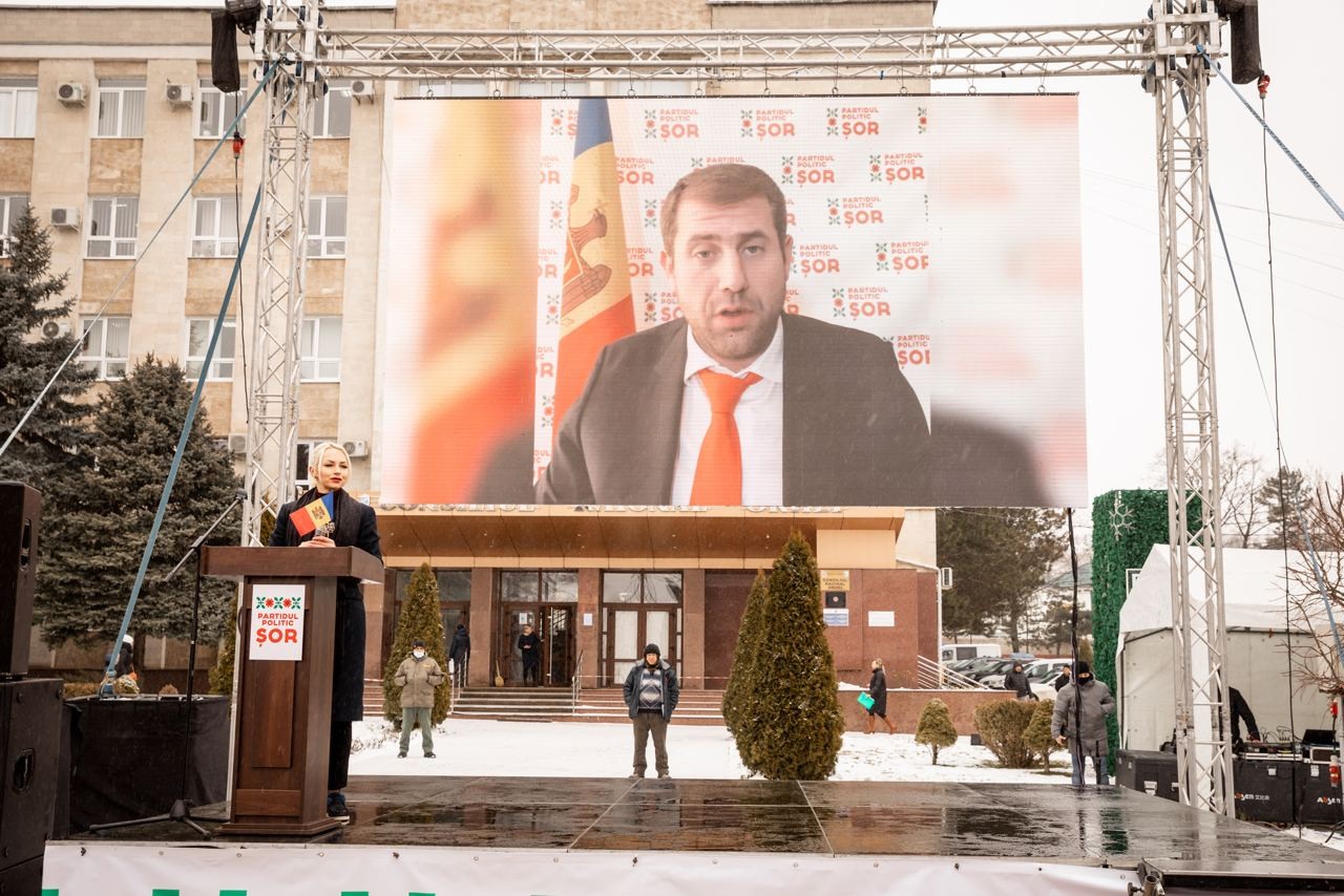 FOTO // Protest la Orhei! Oamenii cer demisia Guvernului