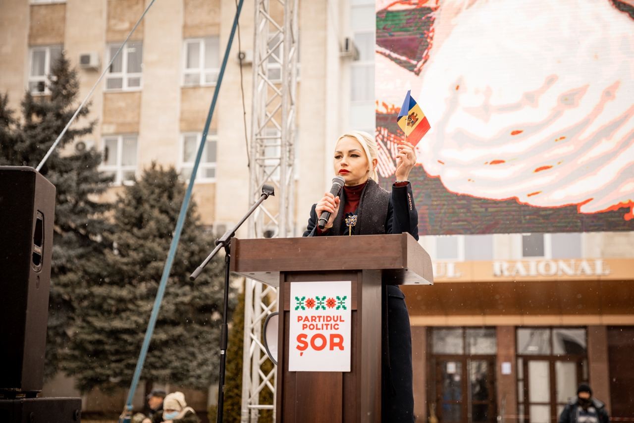 FOTO // Protest la Orhei! Oamenii cer demisia Guvernului