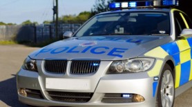 A condus peste 70 de ani fără de permis. Caz UIMITOR descoperit de poliția britanică în timpul unei misiuni de patrulare