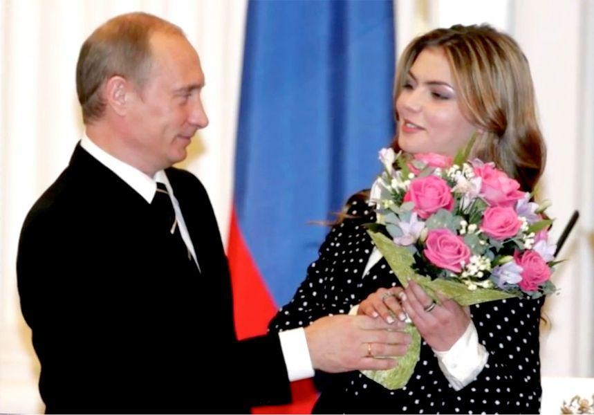 FOTO // Iubirile secrete ale lui Putin. Puțini cunosc aceste detalii din viața tumultoasă a liderului de la Kremlin
