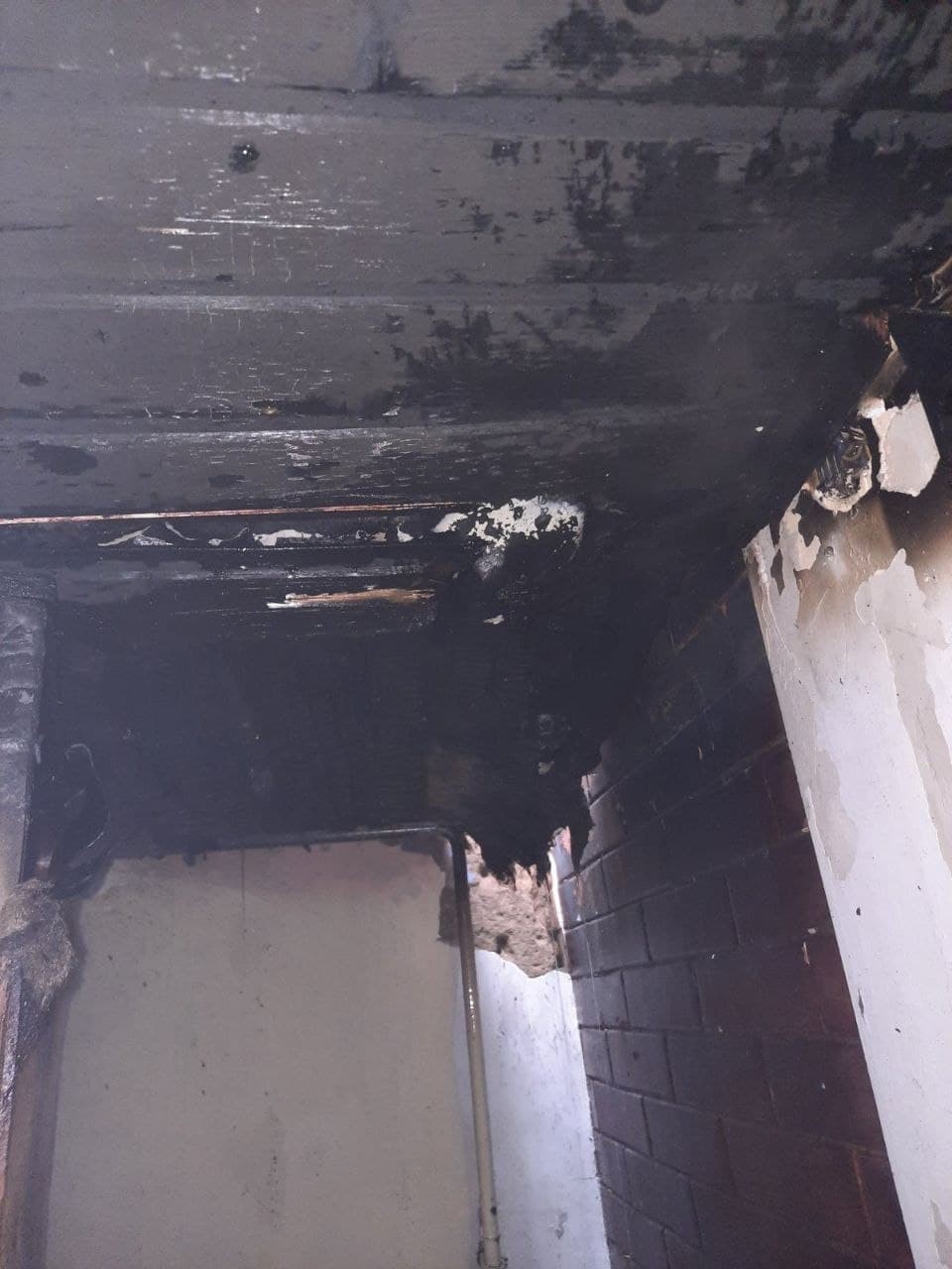 FOTO // Incendiu în centrul Capitalei. O casă a luat foc