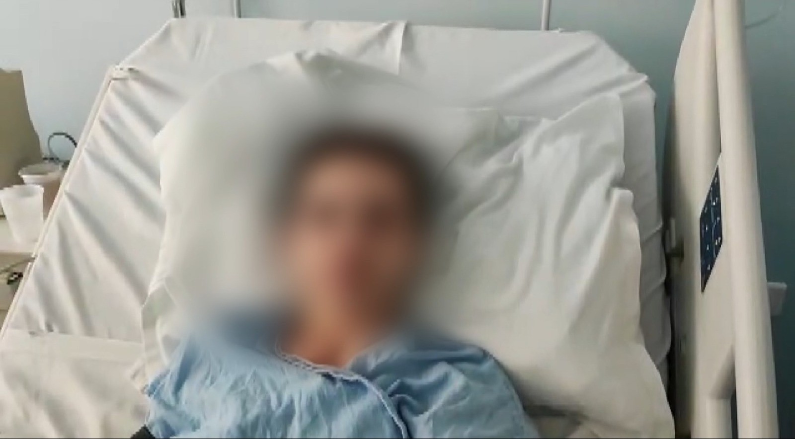 FOTO // Povestea EMOȚIONANTĂ a unui tată care a donat zilele trecute fiului său un rinichi