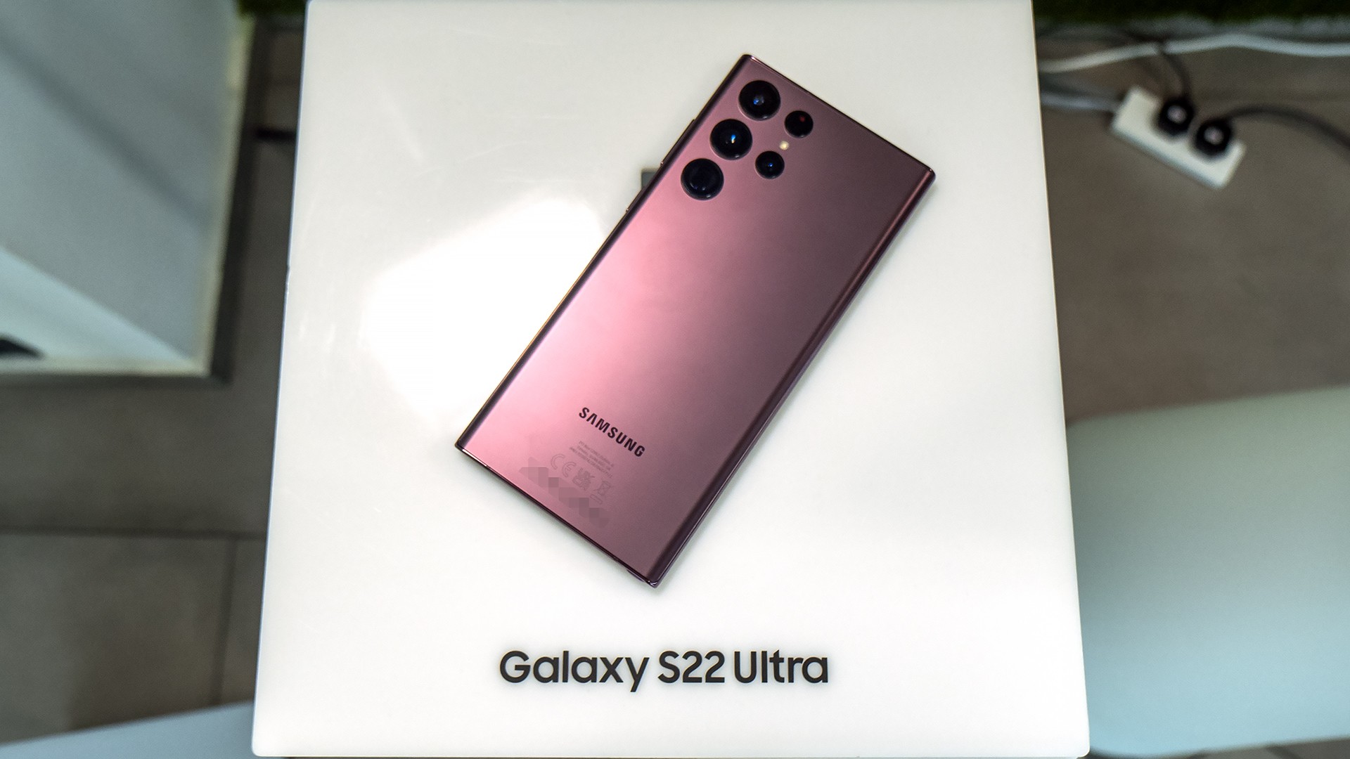 FOTO // Samsung a prezentat oficial telefoanele Galaxy S22. Modelul Ultra unifică oficial seriile S și Note. Care sunt prețurile