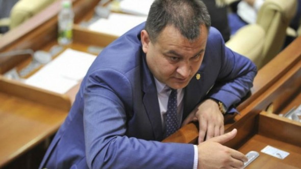 Ultima ORĂ // Anatolie Zagorodnîi rămâne în izolator. Ex-deputatul este cercetat pentru îmbogățire ilicită