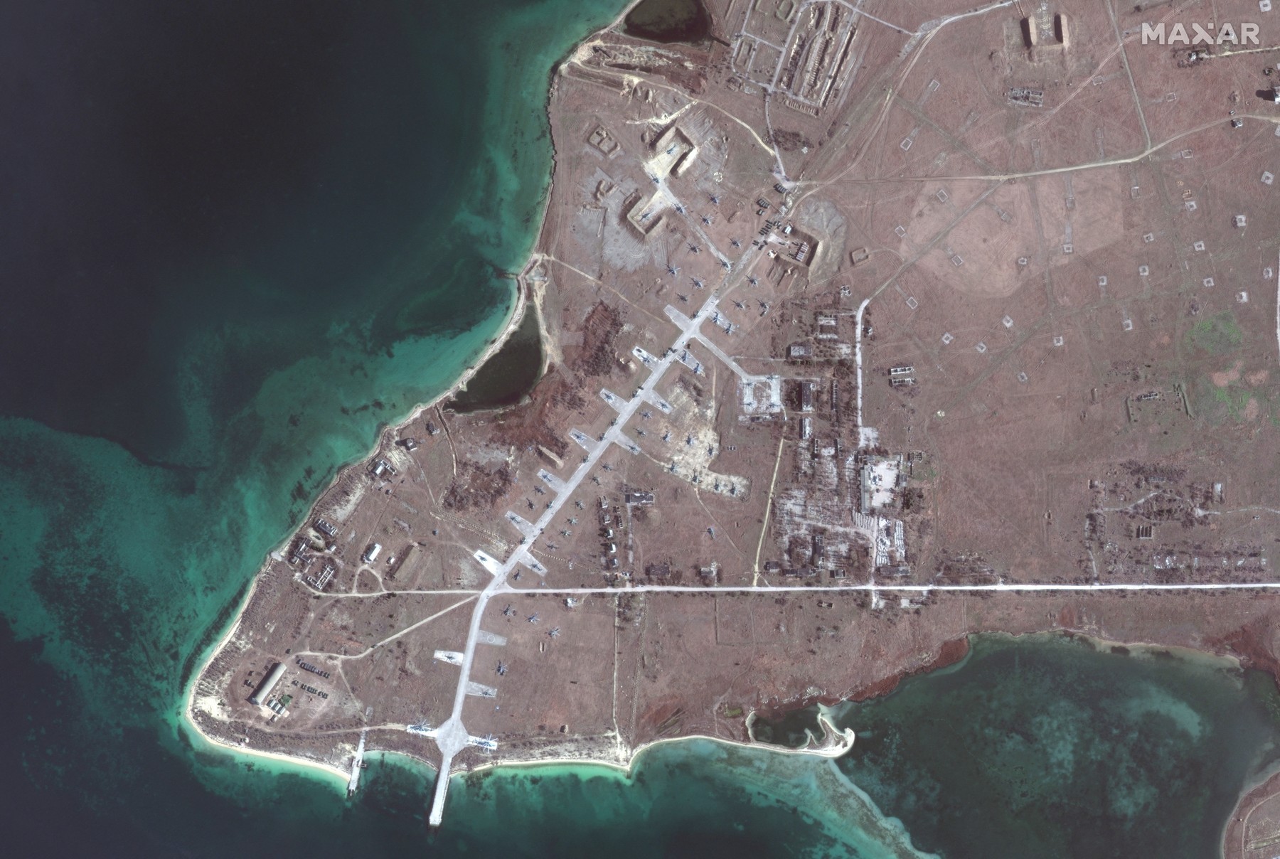 FOTO // Noi imagini din satelit cu activitatea militară a Rusiei din preajma Ucrainei. Au fost aduse echipamente noi