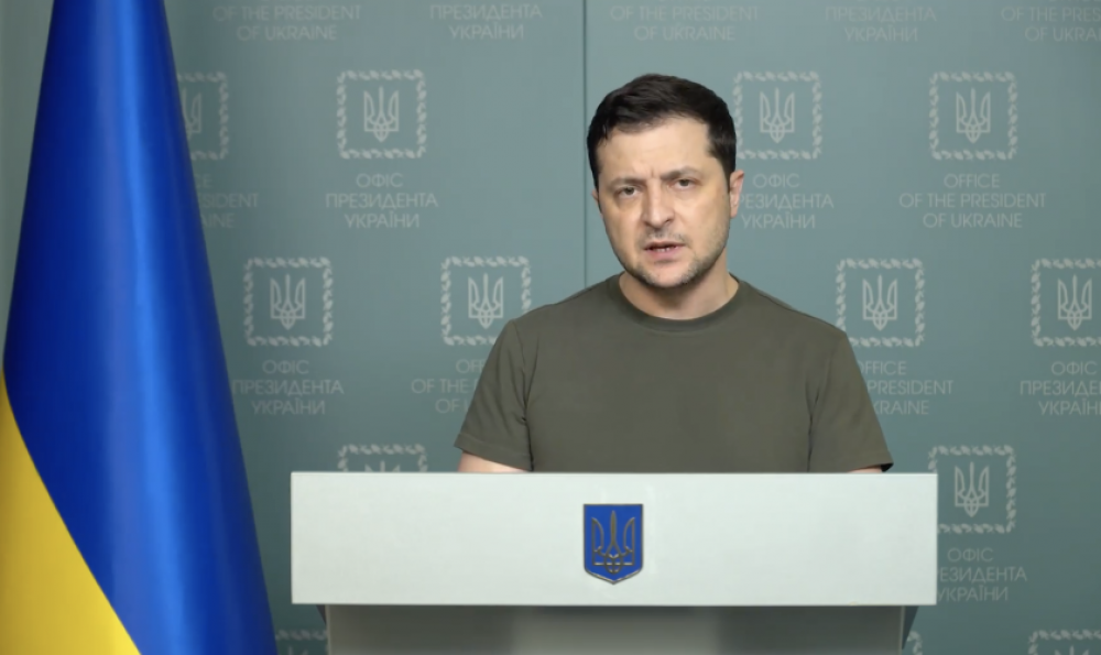 Reacția dură a lui Volodimir Zelenski după ce Rusia a bombardat o maternitate: „Vă pierdeți umanitatea”