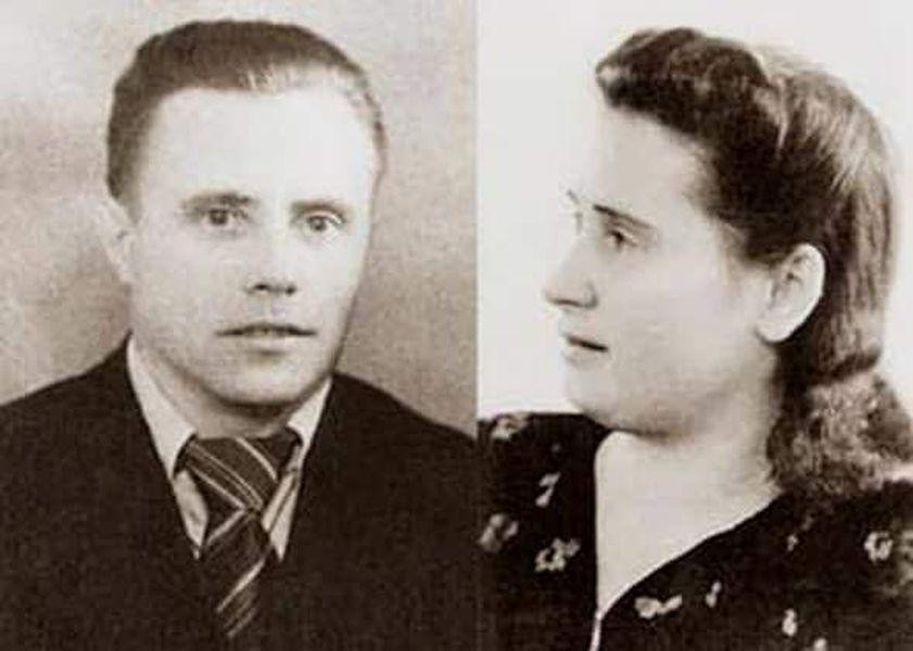 FOTO // Tatăl și mama lui Vladimir Putin, imagini unice. Cine au fost părinții liderului rus și ce s-a ales de ei