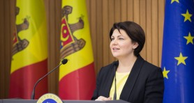 Guvernul NU prevede să reducă preţul la accize pentru produsele petroliere