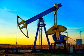 Preţurile petrolului au scăzut pentru a două săptămână consecutiv