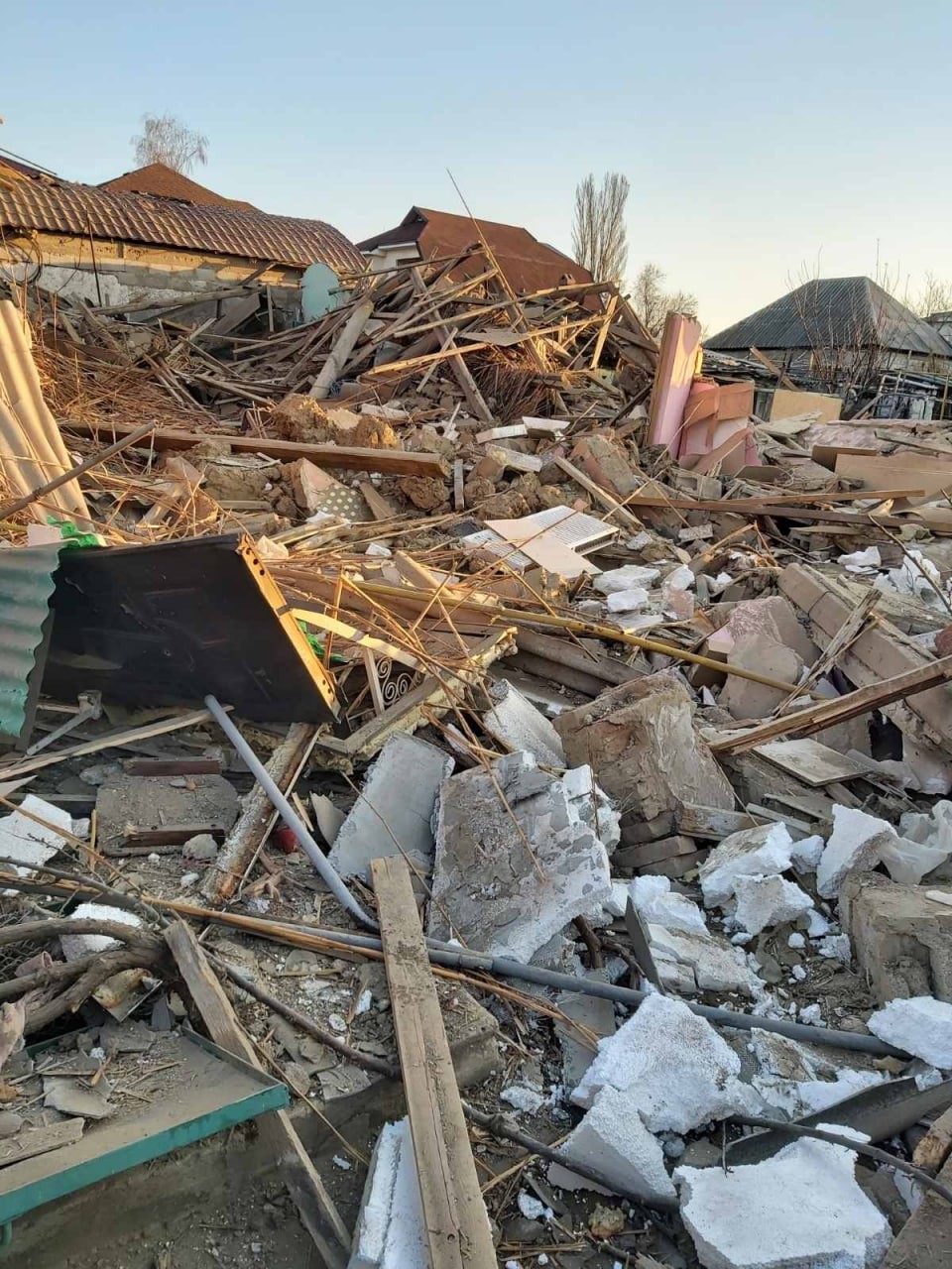 Explozie puternică la Cahul. Casa a doi bătrâni a fost aruncată în aer