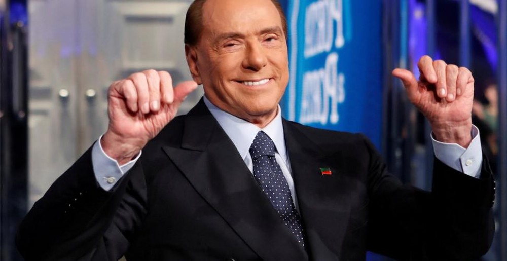 Cine este și cum arată iubita lui Silvio Berlusconi. Este cu 53 de ani mai tânără decât fostul premier italian