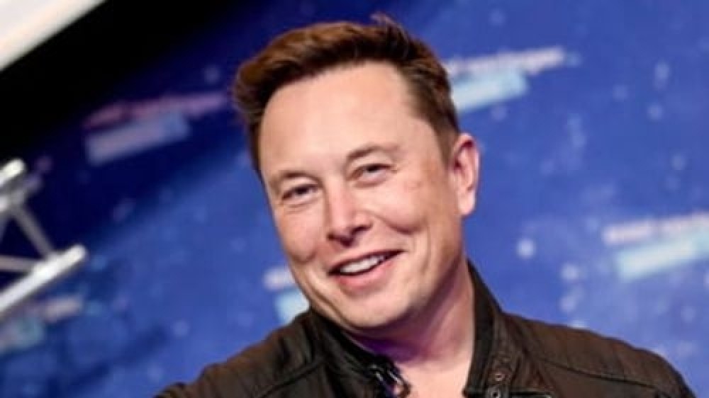 După ce a revoluționat industria auto, Elon Musk promite o nouă platformă de socializare