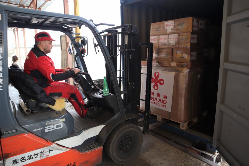China oferă ajutor umanitar de peste 5,7 mln lei refugiaților ucraineni din Moldova