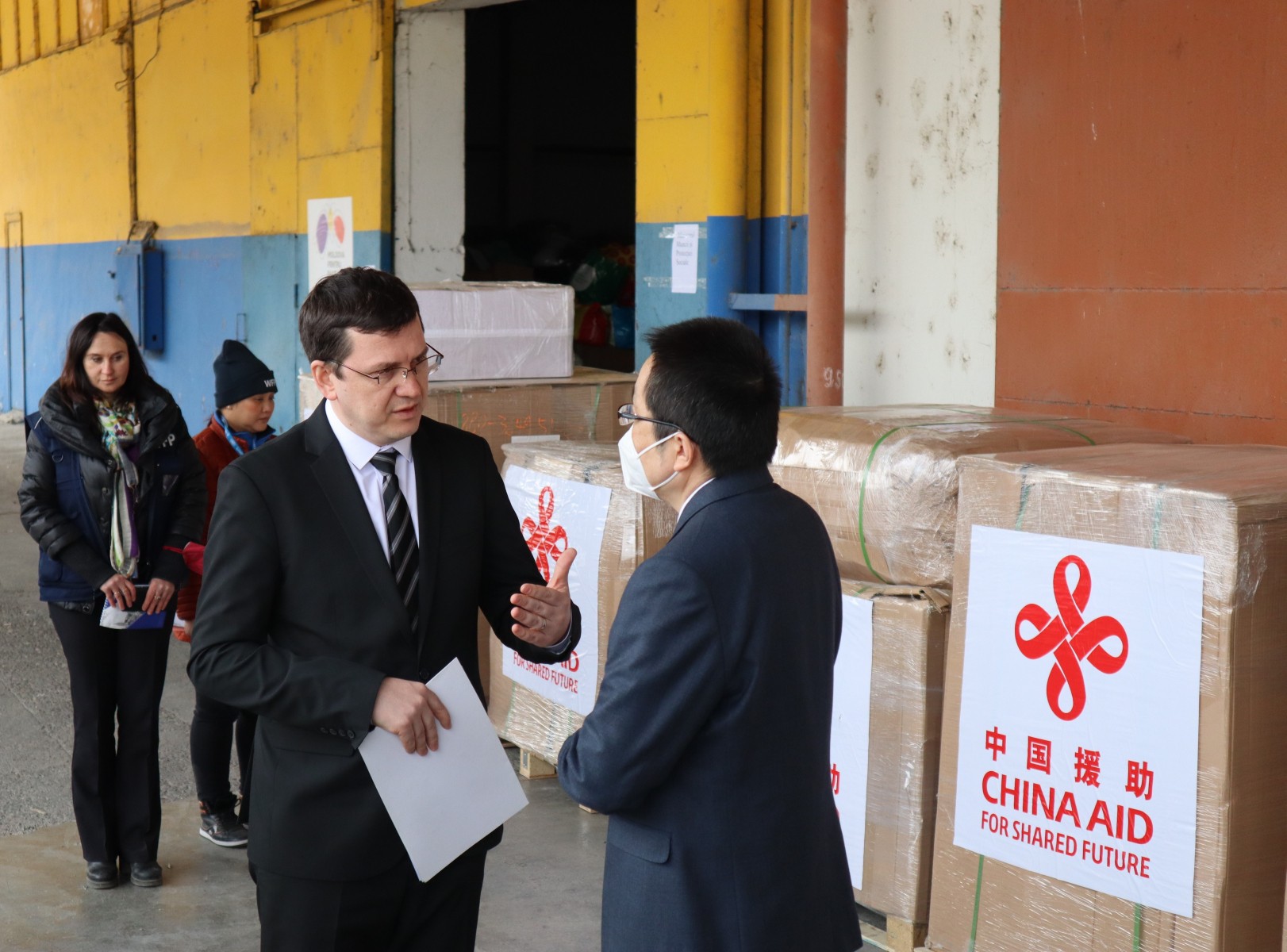 China oferă ajutor umanitar de peste 5,7 mln lei refugiaților ucraineni din Moldova
