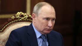 Peskov dezminte informaţiile că Putin ar suferi de cancer: „Ficţiune şi minciună”