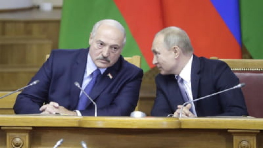 Lukașenko cere să participe la negocierile de pace între Rusia și Ucraina. De ce se teme dictatorul Belarus