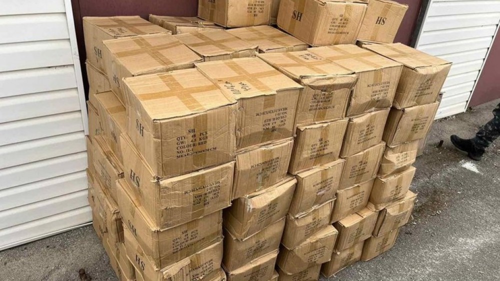 FOTO // Contrabandă cu candele și lumânări deconspirată la Ocnița de ofițerii Serviciului Vamal