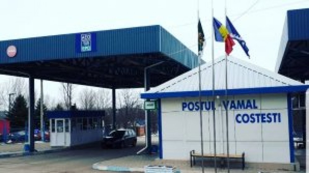 S-a pornit în Belgia cu 2.000 de țigări și 49 kg de tutun pentru narghilea. Tentativă de contrabandă depistată la PTF Costești