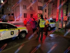 O tânără de 20 de ani a ajuns la spital după ce a fost accidentată pe o trecere de pietoni din Chișinău