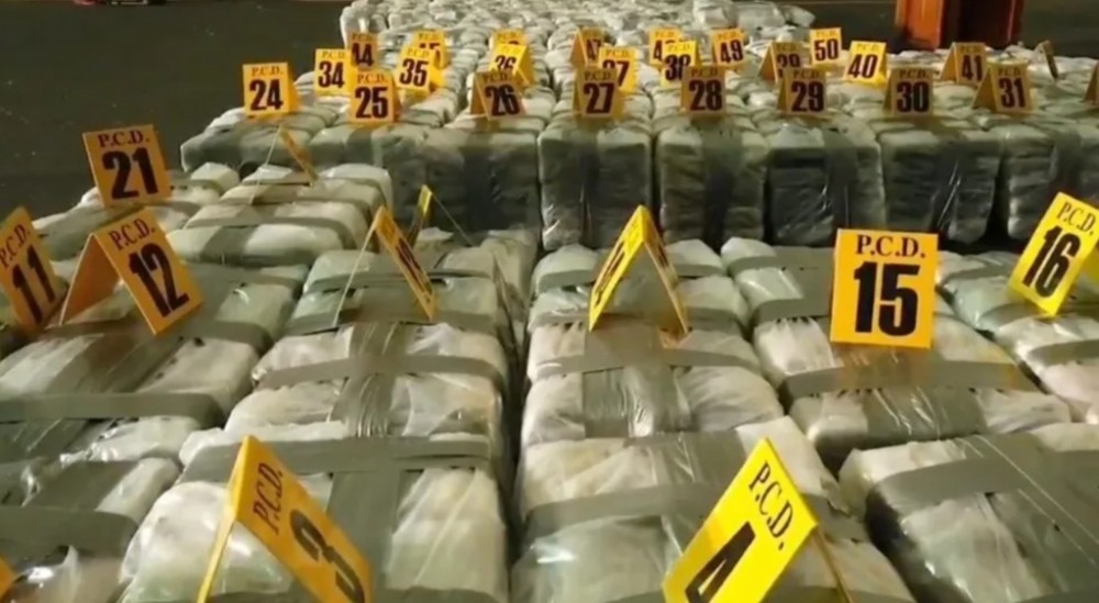 Peste două tone de cocaină, confiscate în Spania. Cinci persoane au fost arestate