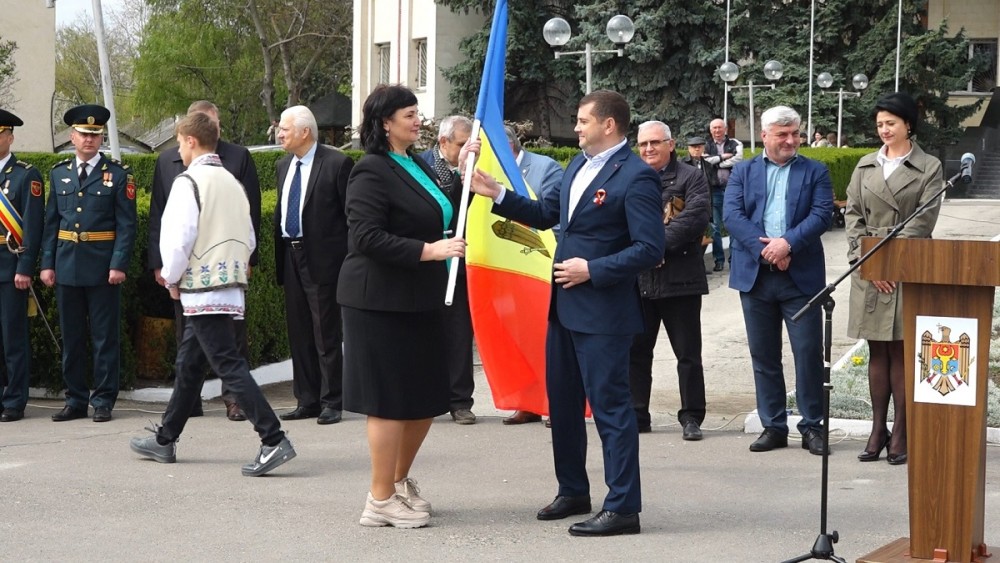 VIDEO // Cum a fost marcată la Glodeni Ziua Drapelului Republicii Moldova: „Tricolorul este o mândrie a neamului nostru”