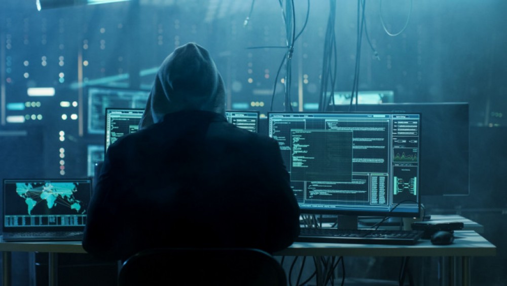 NEWS ALERT // Românul care i-ar fi ajutat pe hackerii ruși de la Killnet a fost găsit în Marea Britanie