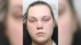 „Perversa” din Rotherham a ademenit un elev de 15 ani în casa ei pentru a întreține relații intime cu el