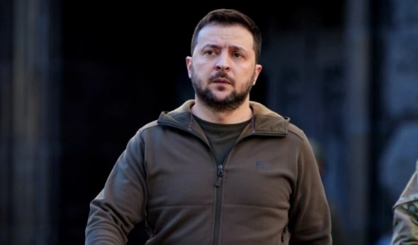 O jachetă a președintelui ucrainean Volodimir Zelenski a fost vândută la o licitație cu 90.000 de lire sterline