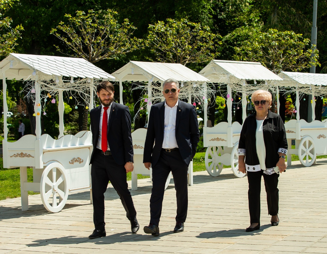FOTO // Peste 150 de copii au lansat spre cer porumbei, în semn de pace, în cadrul unui eveniment organizat de fracțiunea Partidului „ȘOR”