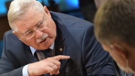 „Șobolanii părăsesc barca” - Val neobişnuit de demisii printre guvernatorii regionali din Rusia