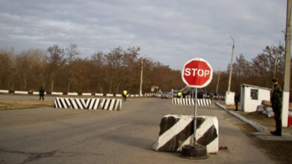 NEWS ALERT // Jurnaliști români reținuți și interogați de separatiști de la Tiraspol. Au intervenit autoritățile de la Chișinău și București