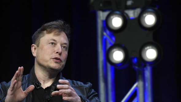 Elon Musk, acuzat de hărțuire sexuală: I-ar fi oferit un cal unei stewardese în schimbul unui masaj erotic