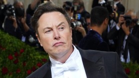 Un SCANDAL sexual l-a costat pe Elon Musk 10 miliarde de dolari