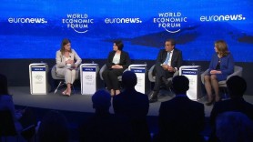 Natalia Gavrilița, la Forumul de la Davos: Sunt mândră de modul în care oamenii din țara mea ajută refugiații