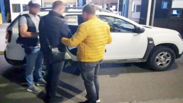 Căutat în Franța pentru infracțiunile comise, un moldovean a încercat să ajungă acasă însă a fost reținut de autoritățile române