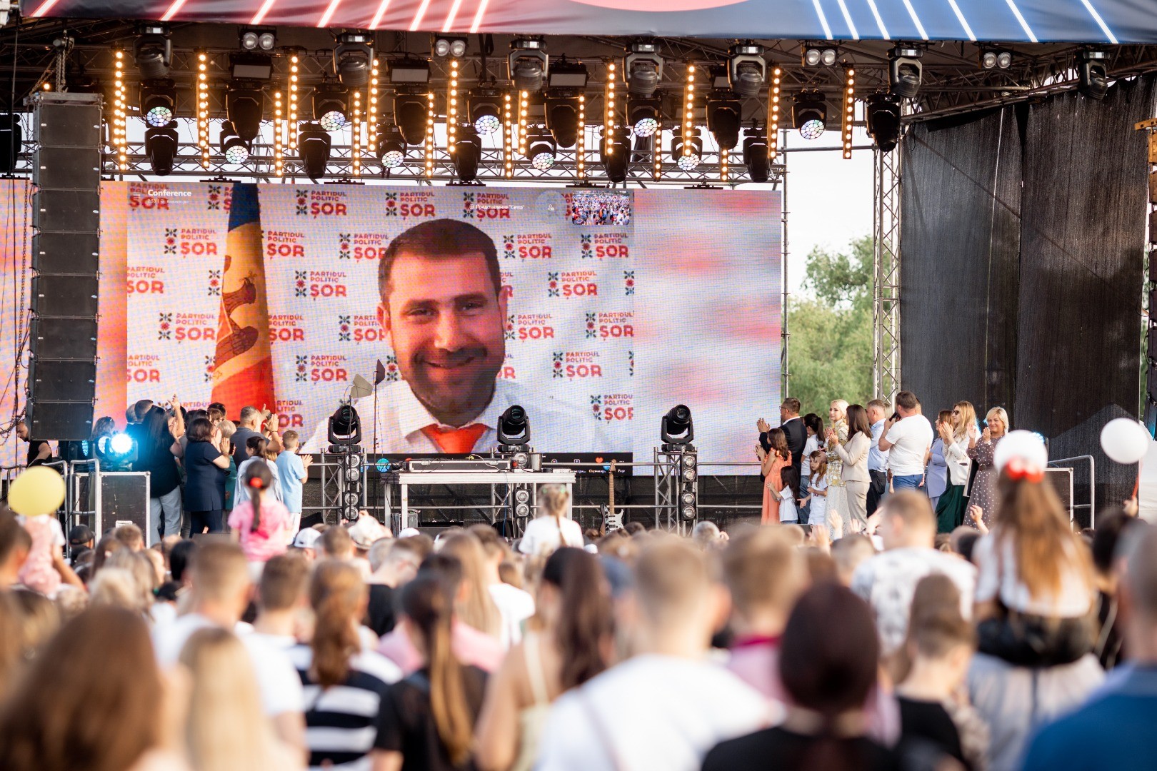 FOTO // Concert de excepție la OrheiLand. Aproximativ 50 de mii de oameni au participat la evenimentul organizat la inițiativa lui Ilan Șor, de Ziua Copilului