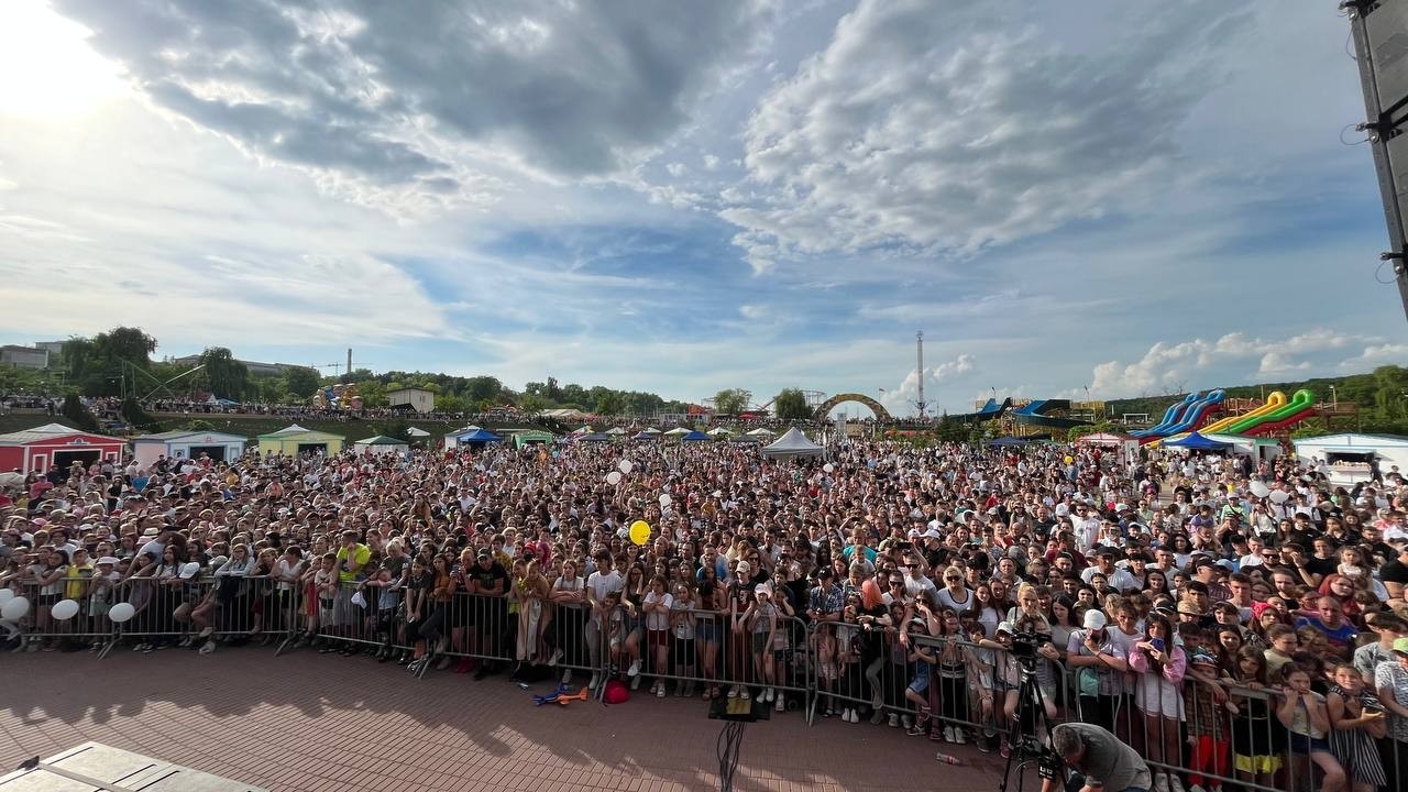 FOTO // Concert de excepție la OrheiLand. Aproximativ 50 de mii de oameni au participat la evenimentul organizat la inițiativa lui Ilan Șor, de Ziua Copilului