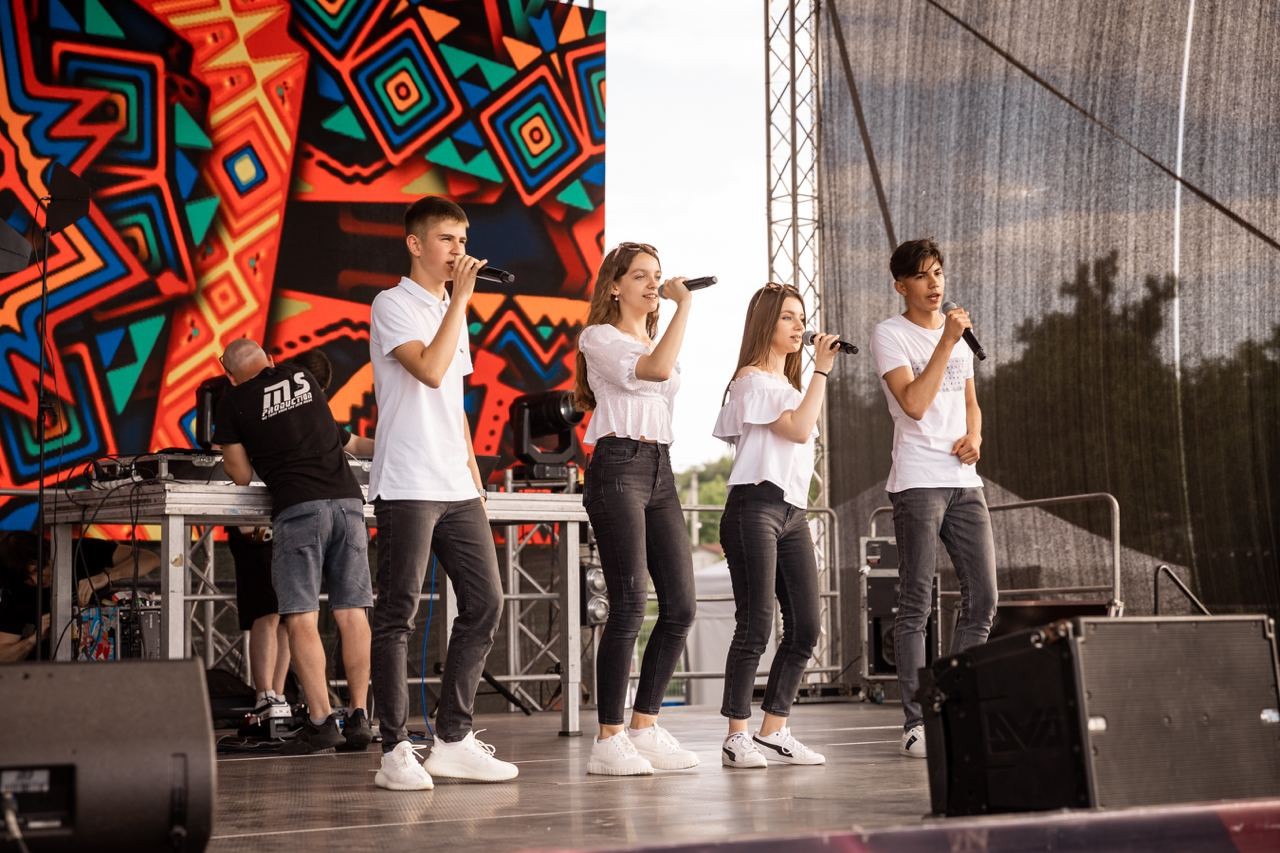 FOTO // Concert de excepție la OrheiLand. Aproximativ 50 de mii de oameni au participat la evenimentul organizat la inițiativa lui Ilan Șor, de Ziua Copilului