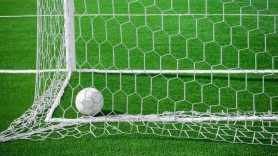 CUTREMURĂTOR // Fetiță de doar 10 ani ucisă de o poartă de fotbal care nu era fixată corespunzător pe un teren din Rusia