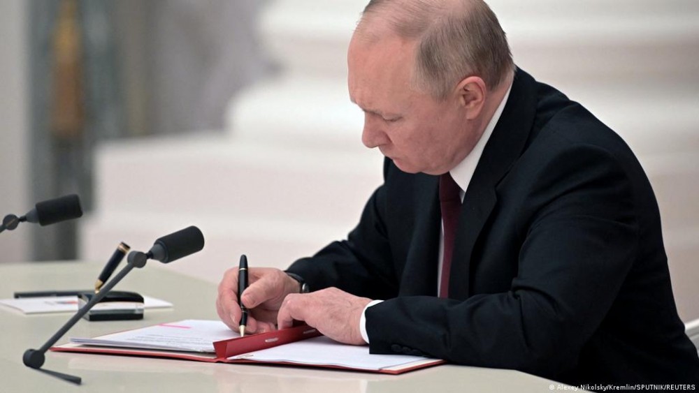 ULTIMA ORĂ: Moldovenii și alți cetățeni din CSI rămân fără de pensiile în baza stajului din Rusia. Putin a semnat denunțarea fostului acord