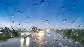 Alertă METEO: Cod galben de precipitații puternice cu descărcări electrice