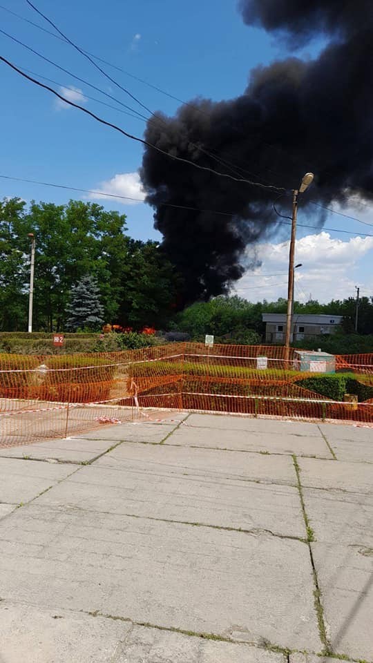 FOTO // Incendiu puternic la punctul de trecere a frontierei Sculeni
