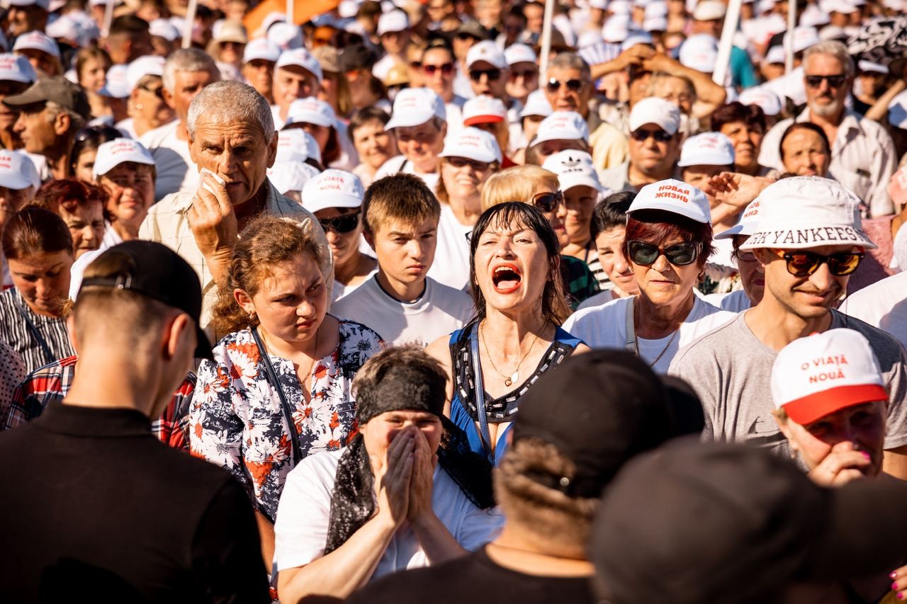 Protestul de amploare din PMAN: Oameni au ieșiți în stradă au cerut debarcarea PAS de la putere