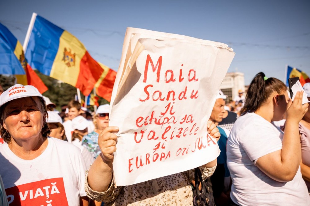 Protestul de amploare din PMAN: Oameni au ieșiți în stradă au cerut debarcarea PAS de la putere