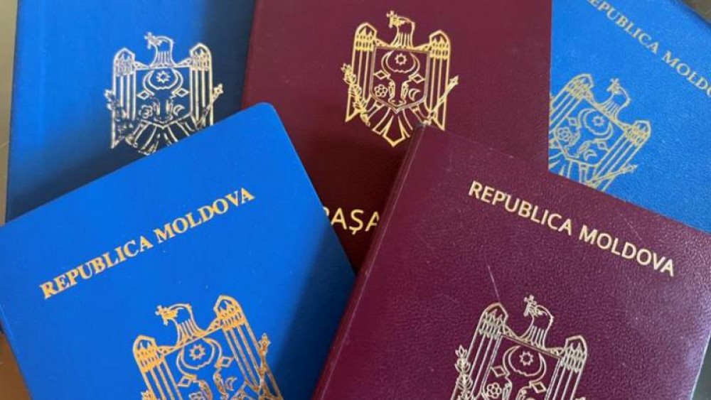 ANTICORUPȚIE // ASP cumpără blanchete de pașapoarte de la o companie din Lituania, cercetată penal pentru achiziții fraudate