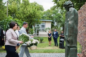 La Orhei a fost inaugurat un monument în memoria victimelor Holocaustului